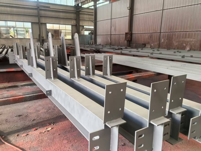 எஃகு கட்டமைப்பு விதானம் நிறுவல் திட்டம் வெற்றிகரமாக முடிந்தது