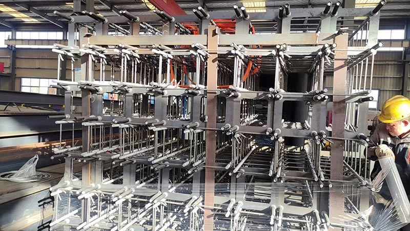 Qingdao Liweiyuan NZ கோழி பண்ணைக்கு அதிக வலிமை கொண்ட ஆங்கர் போல்ட்களை வழங்குகிறது