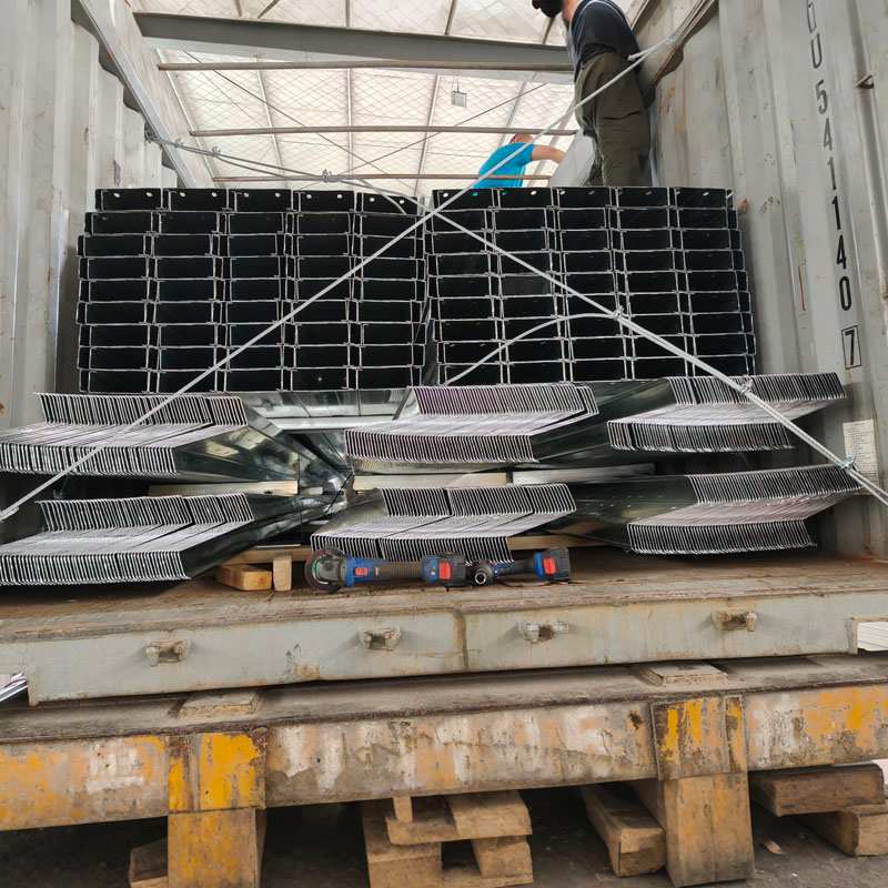 நவீன கட்டுமான திட்டங்களுக்கு எஃகு கட்டமைப்பு பர்லின்கள் ஏன் அவசியம்